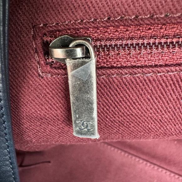 Chanel Navy and Burgundy Woven Leather 2-way Bowler Bag Series 21 Authentic CoA - Picture 4 of 9